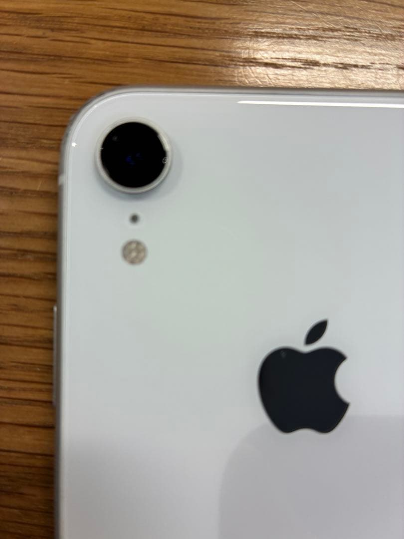 iPhoneXR 128GB ホワイト　バッテリ100% 箱付属品SIMフリ