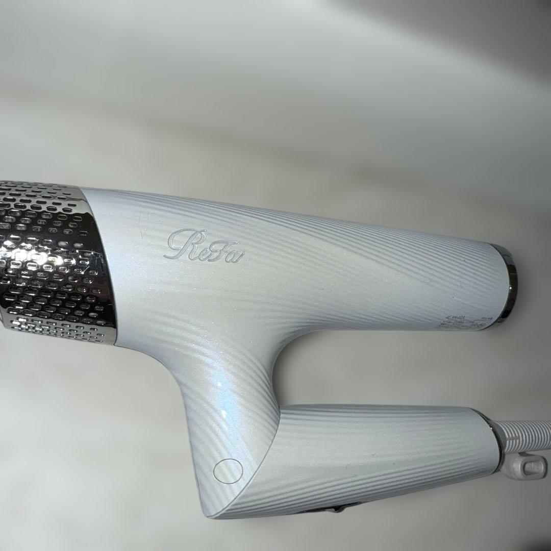 ジャンク品　リファ　ドライヤー