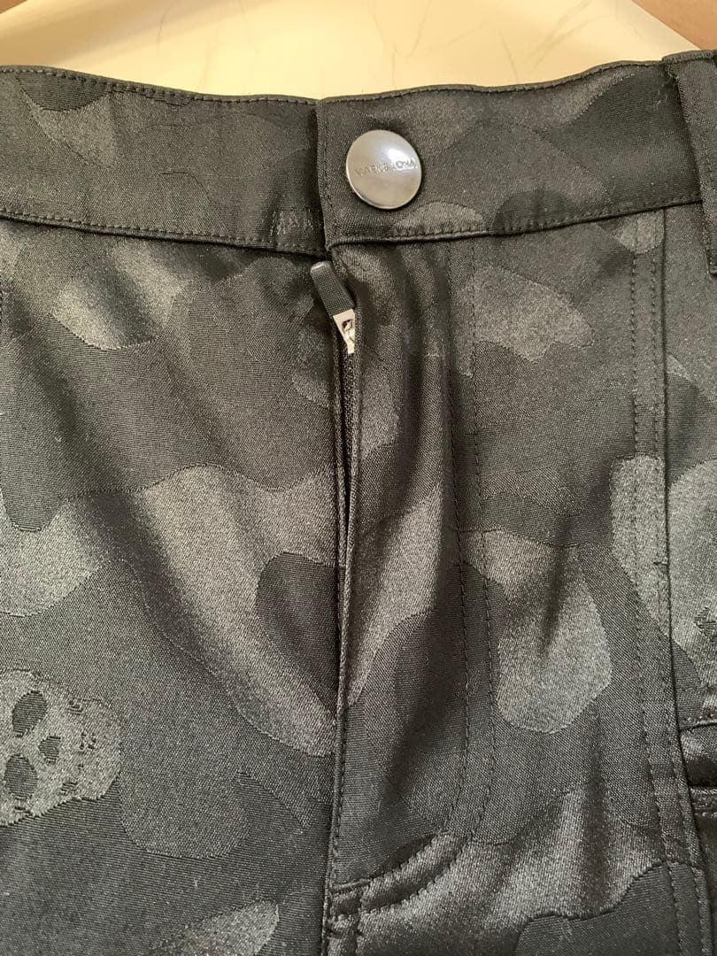 マークアンドロナ　ブラックカモフラージュ スリムフィットパンツ