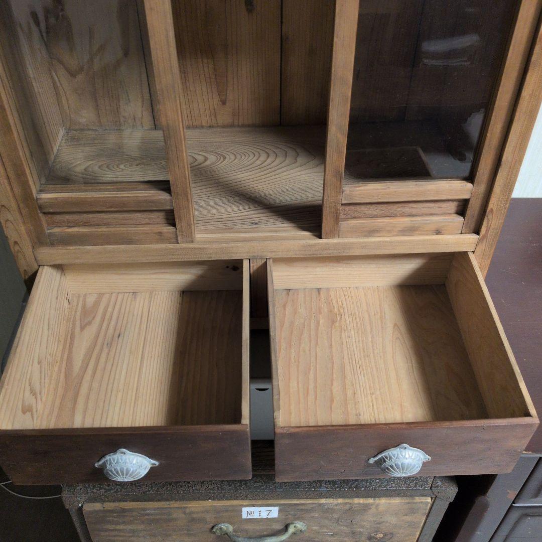 ブロカント古道具ビィンテージキャビネット ガラス扉付き