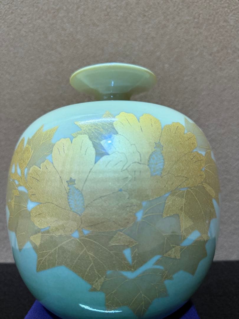 人間国宝　吉田美統　釉裏金彩　芙蓉文　花瓶　九谷焼