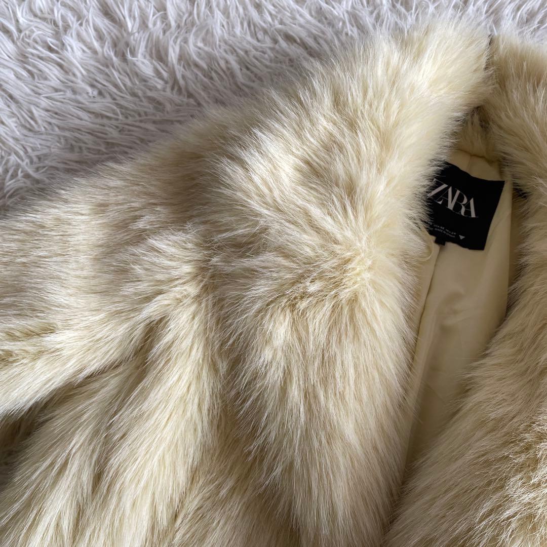 zara ファーコート　ショートコート