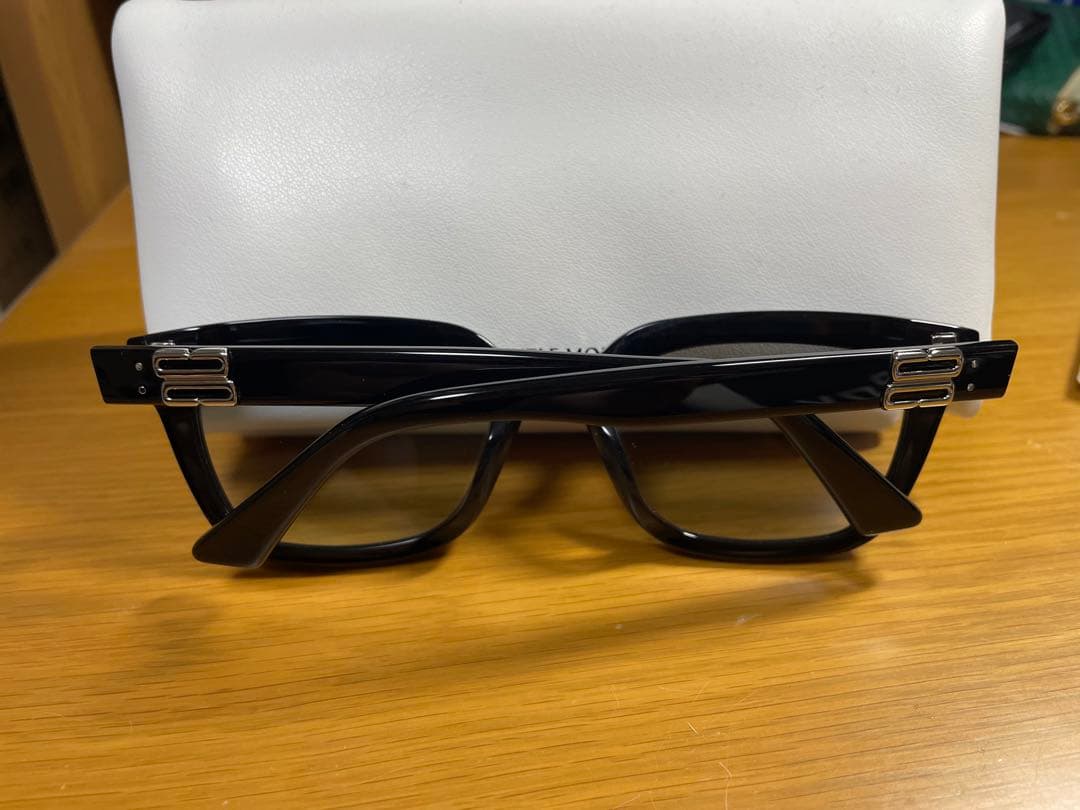 て*る様 Gentle Monster Musse ブラック サングラス