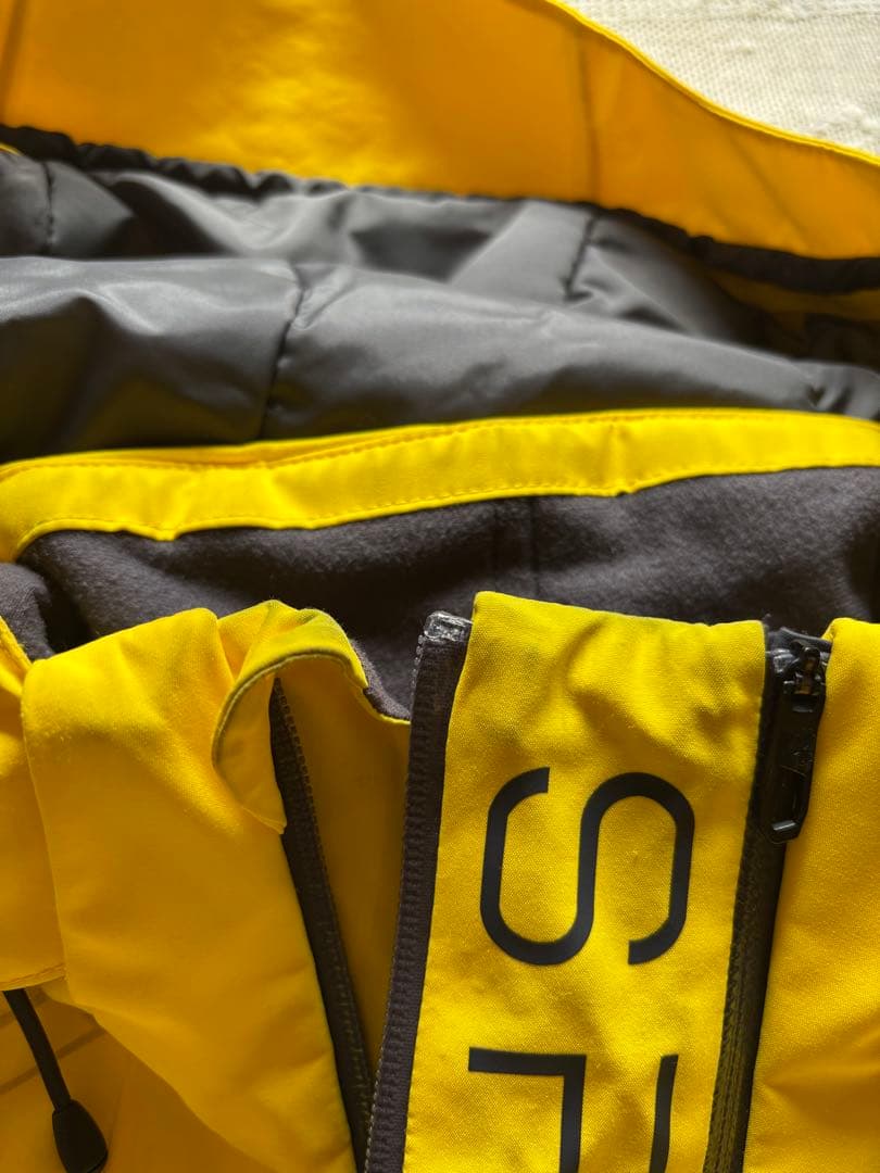 ⭐︎お値下げしました⭐︎SPYDER GORE-TEX スキーウェア イエローM