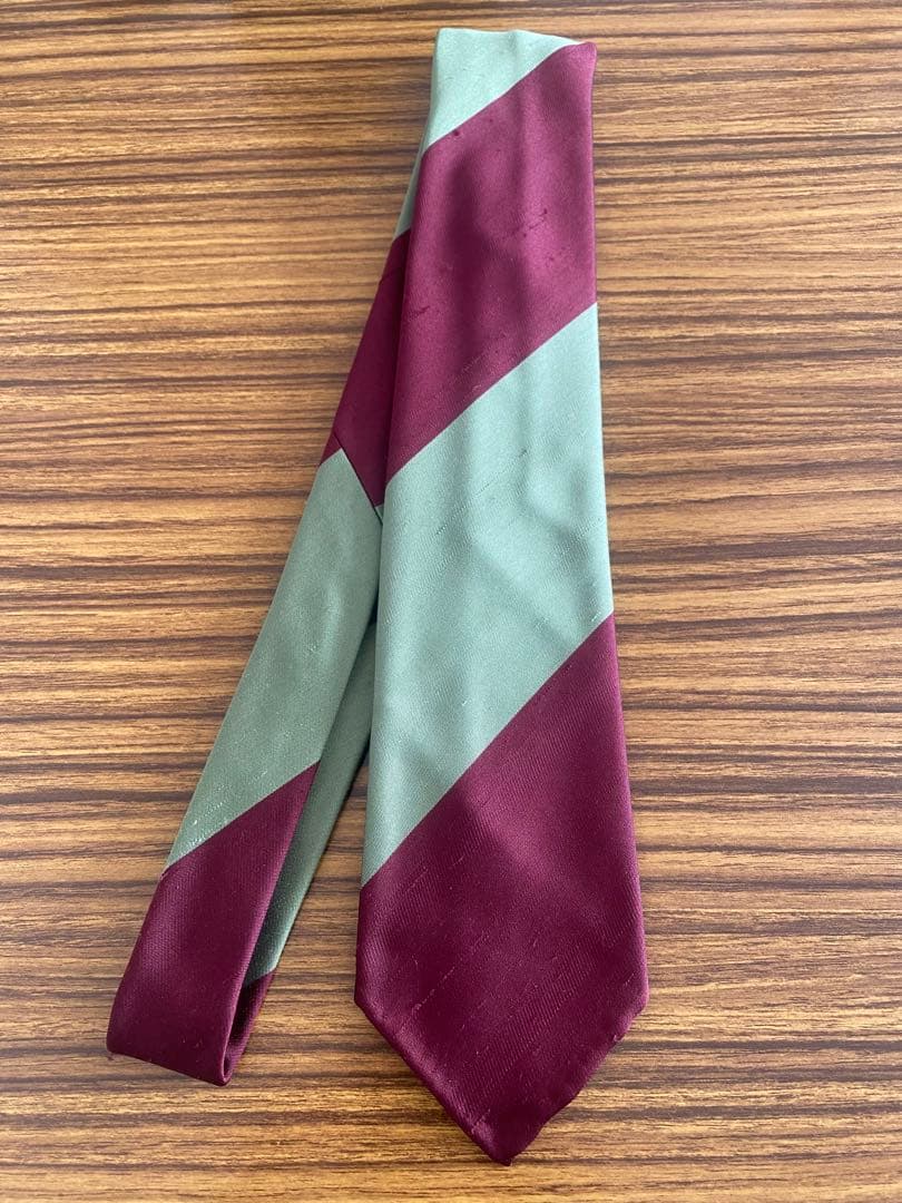 アットヴァンヌッチ セッテピエゲ　ネクタイ　ビームスエフ