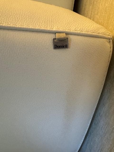 きりん…【美品】ドミシール電動ソファ