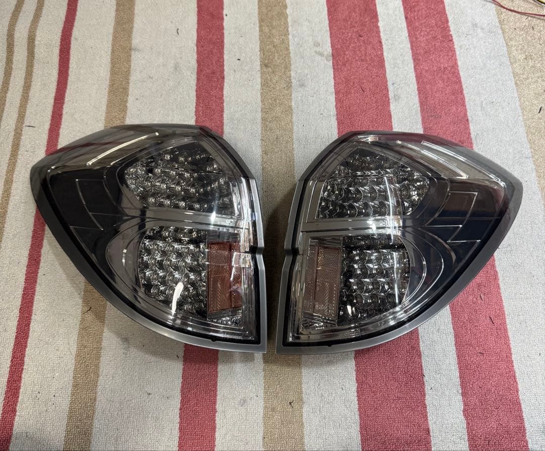 希少 レガシィ BP5 ヴァレンティ テールランプ テール