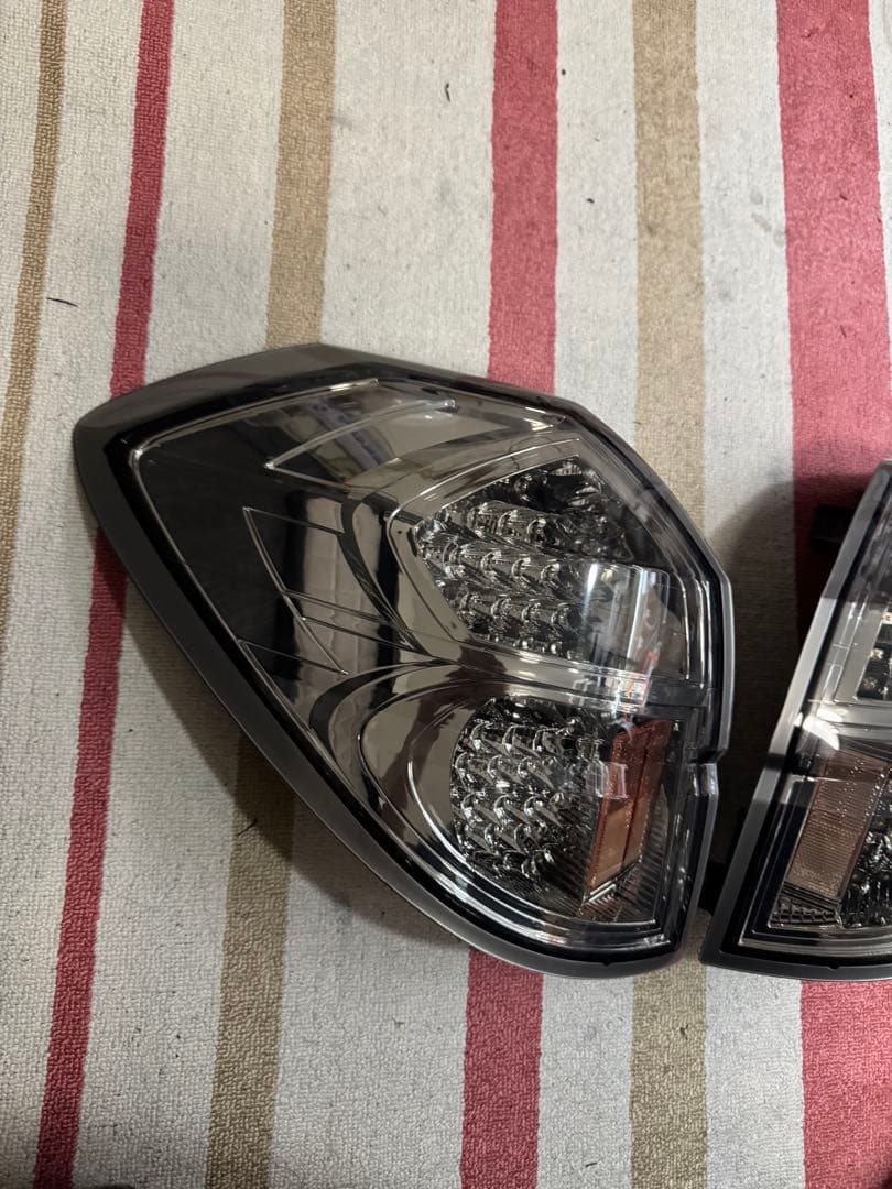 希少 レガシィ BP5 ヴァレンティ テールランプ テール