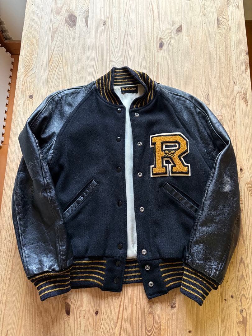 ビンテージ　スタジャン　ラグラン ブラック レザー 70s 80s 刺繍