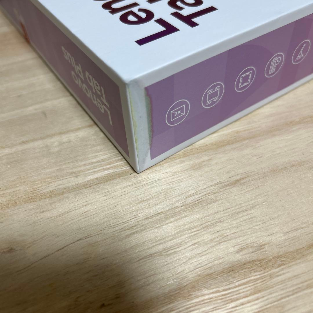 未使用品　Lenovo Tab Plus タブレット