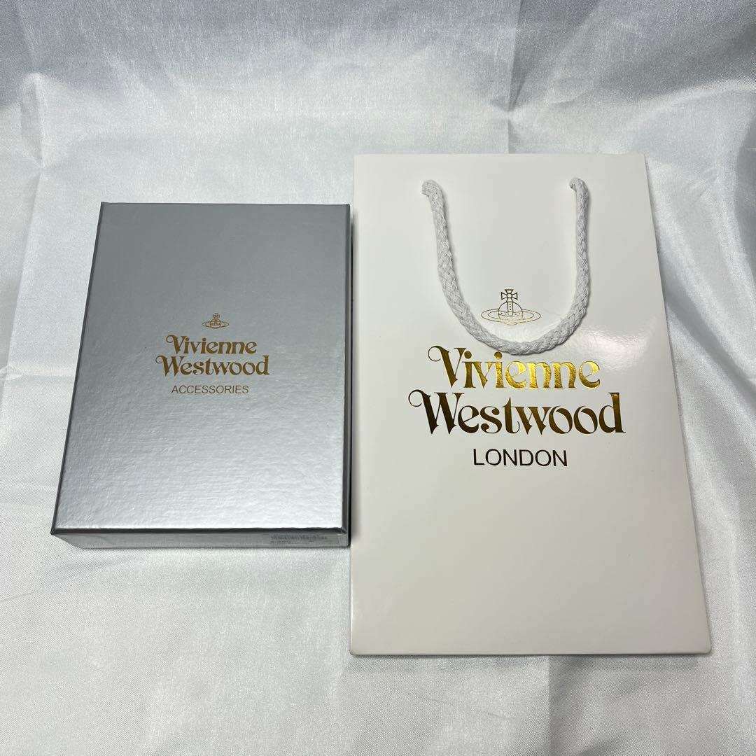 新品 Vivienne Westwood ブラック 二つ折り財布 バレンタイン