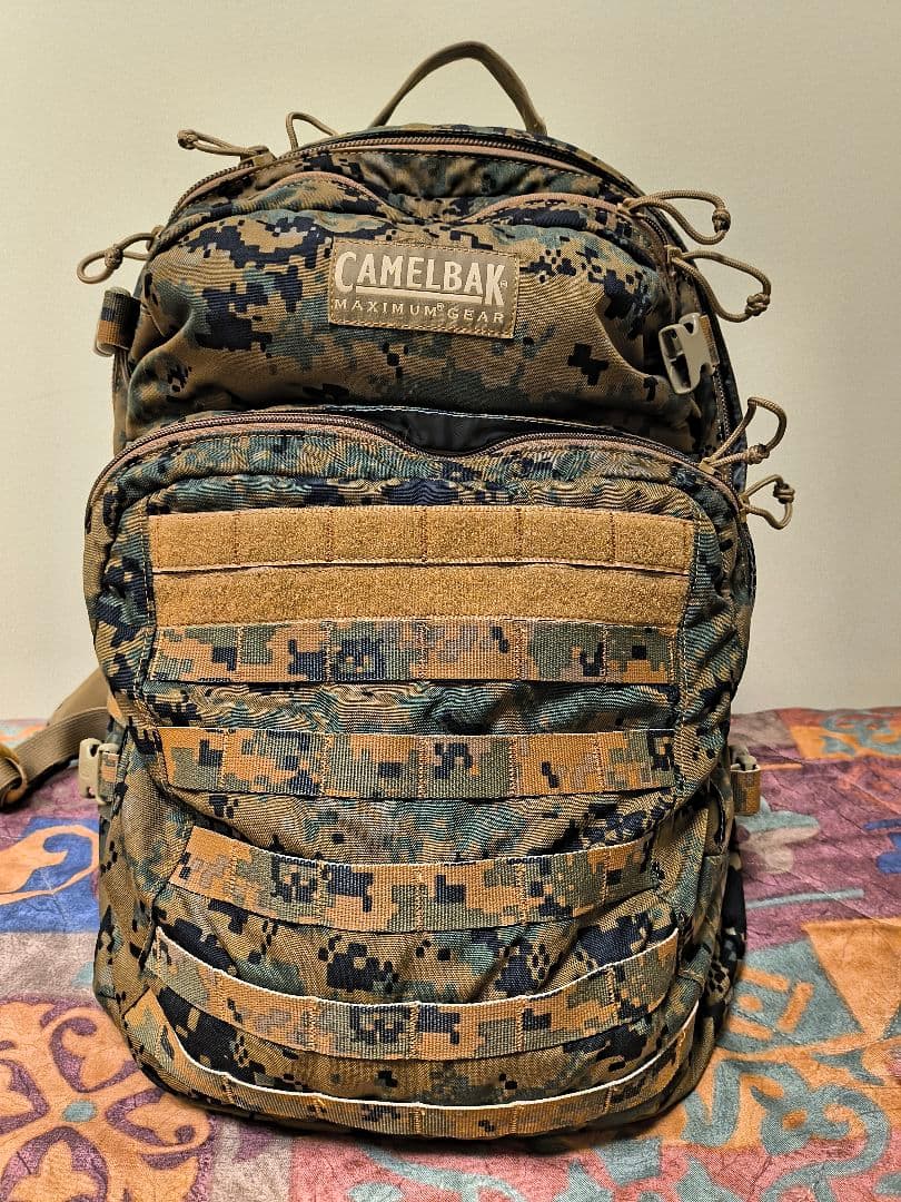 希少レア キャメルバック　Camelbak Motherlode デジカモ