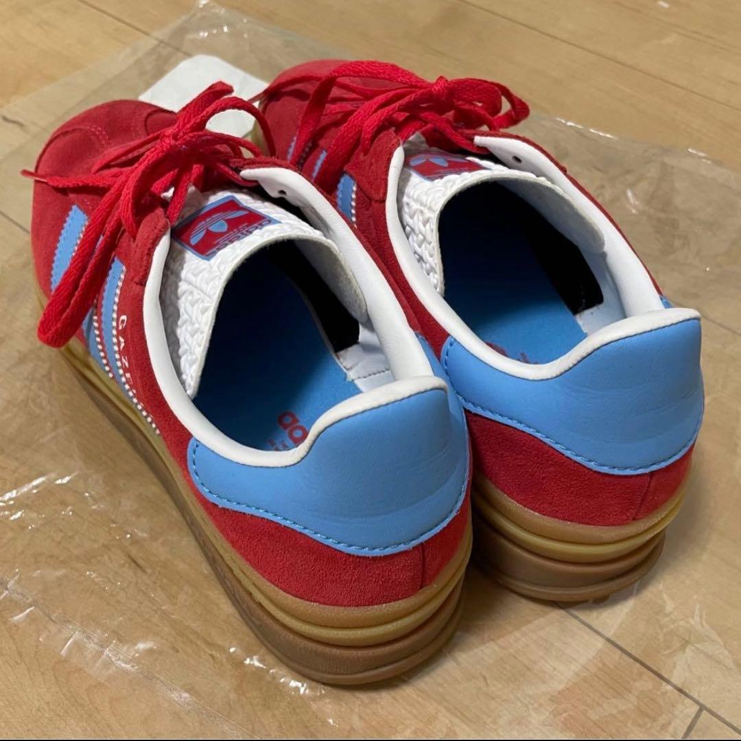 靴 adidas Gazelle Bold