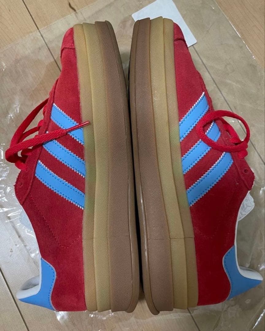 靴 adidas Gazelle Bold