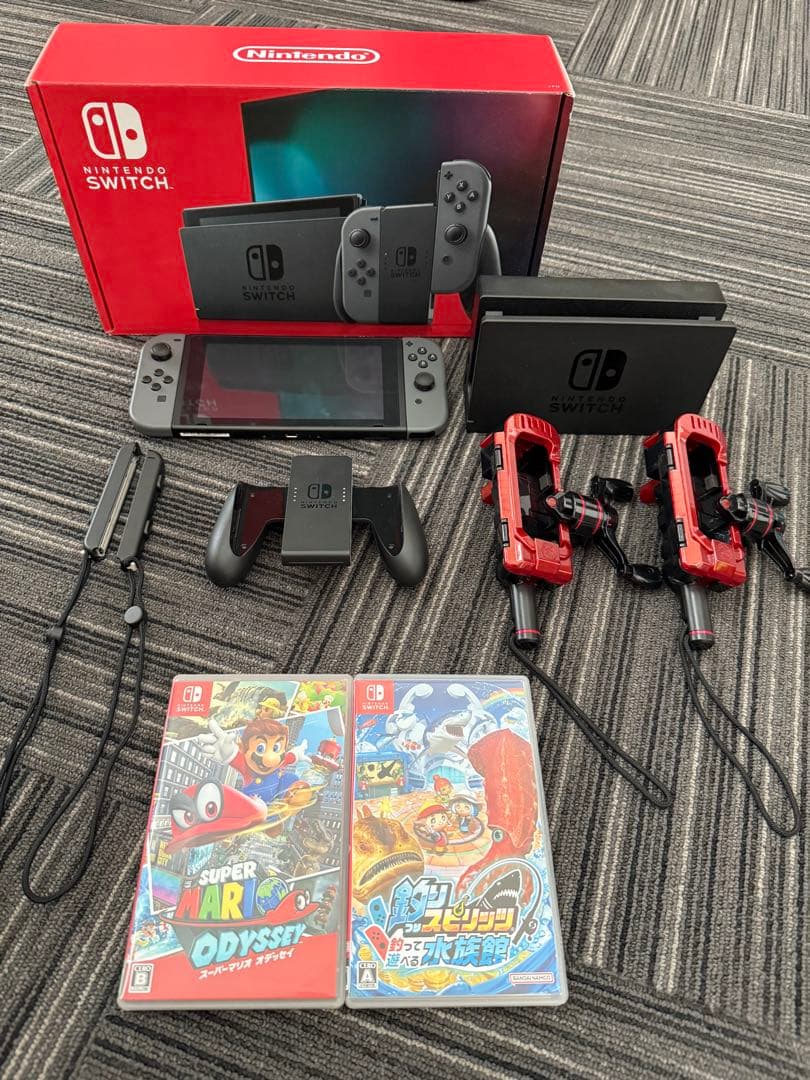 Nintendo Switch 本体 ブラック　ゲーム2本