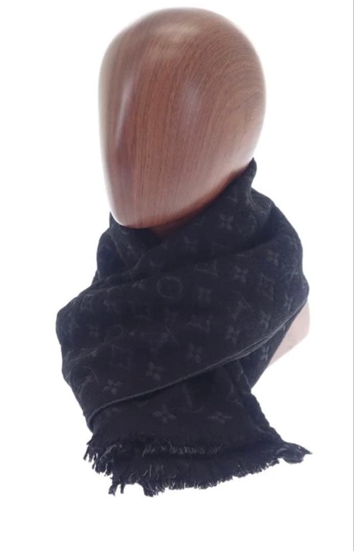 ルイヴィトン　エシャルプ・モノグラム クラシック M70520 ウールマフラー