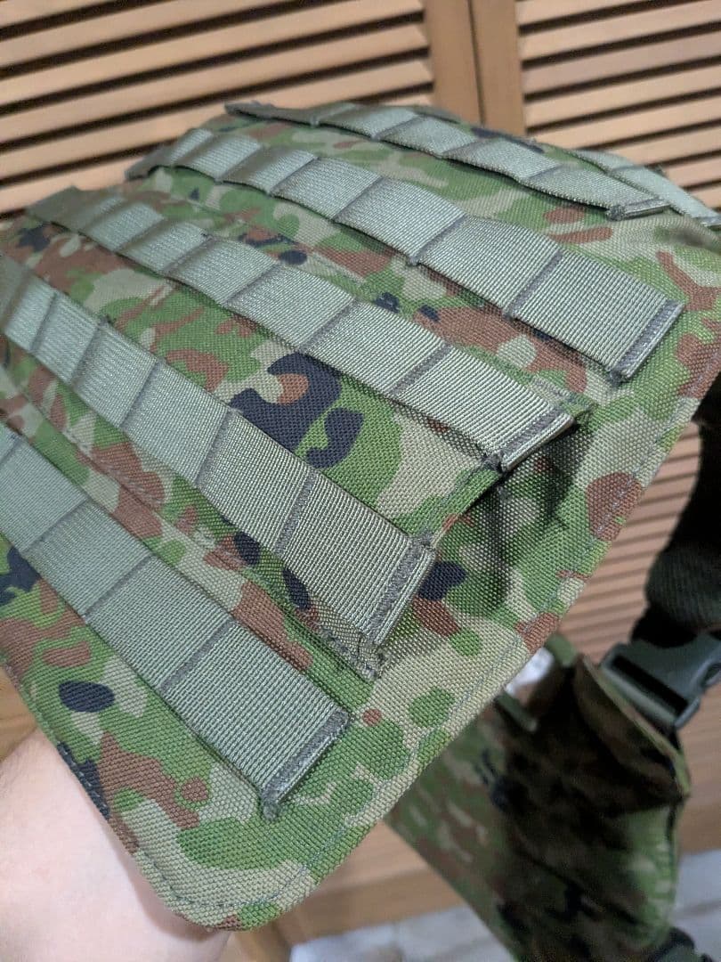 陸自迷彩　ストライカーベスト　プレートキャリア