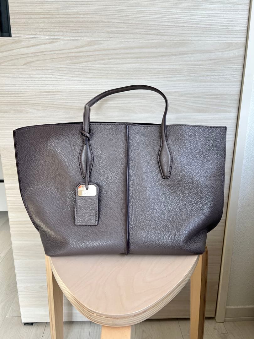 トッズ　トートバッグ