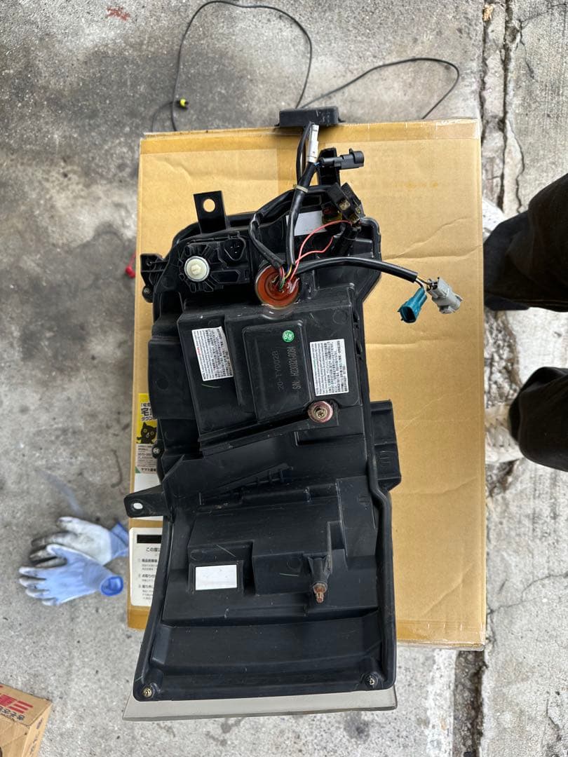 【COPLUS】ハイエースLEDヘッドライト　流れるウインカー