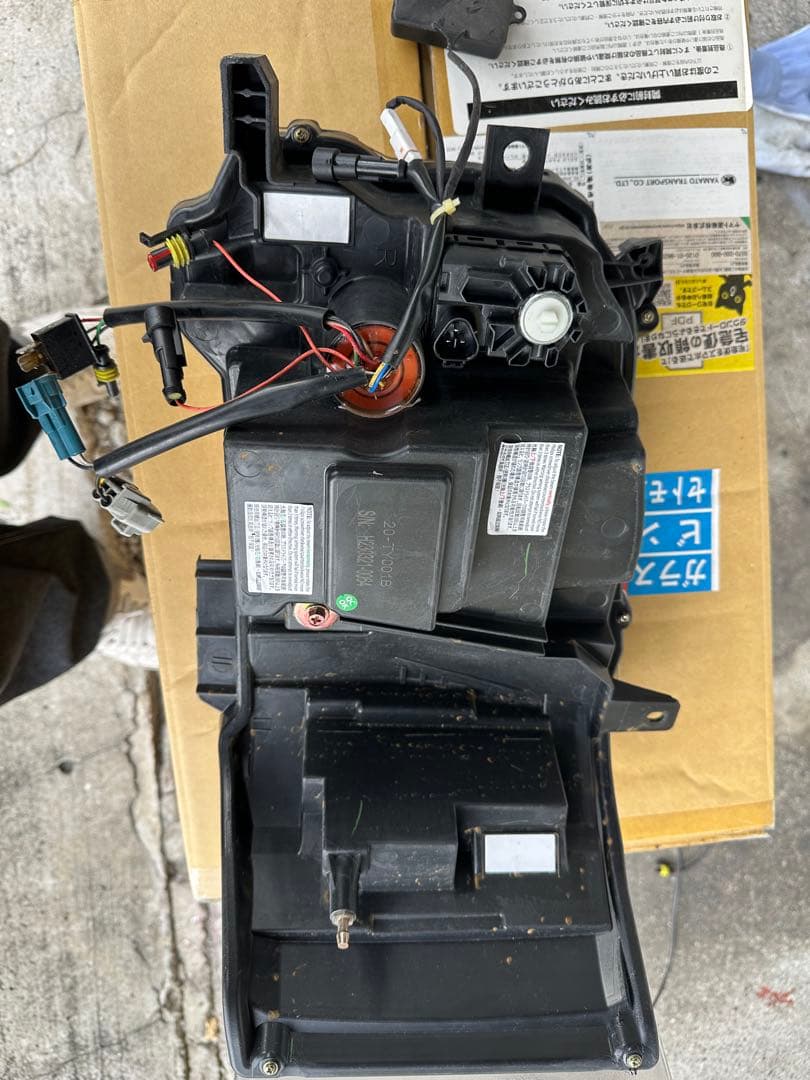 【COPLUS】ハイエースLEDヘッドライト　流れるウインカー