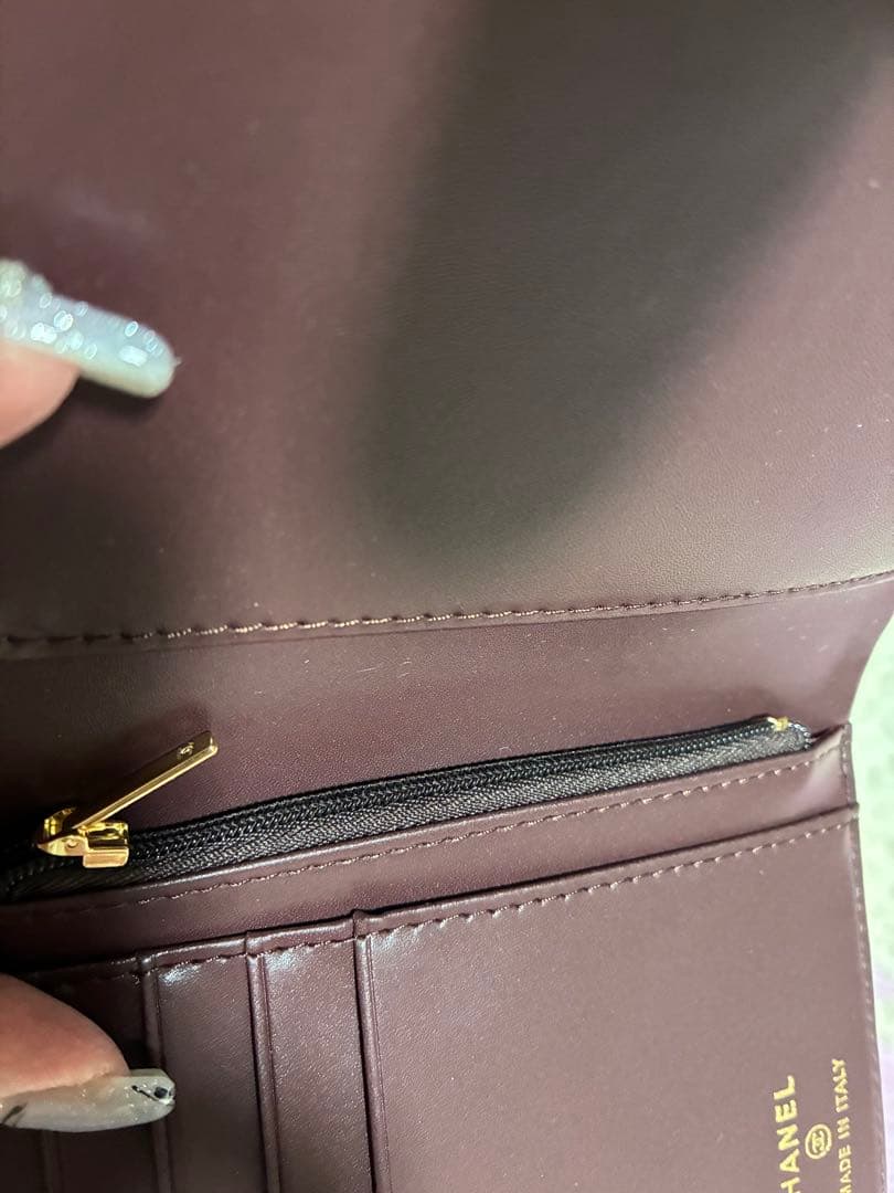 CHANEL ノベルティ 二つ折り財布