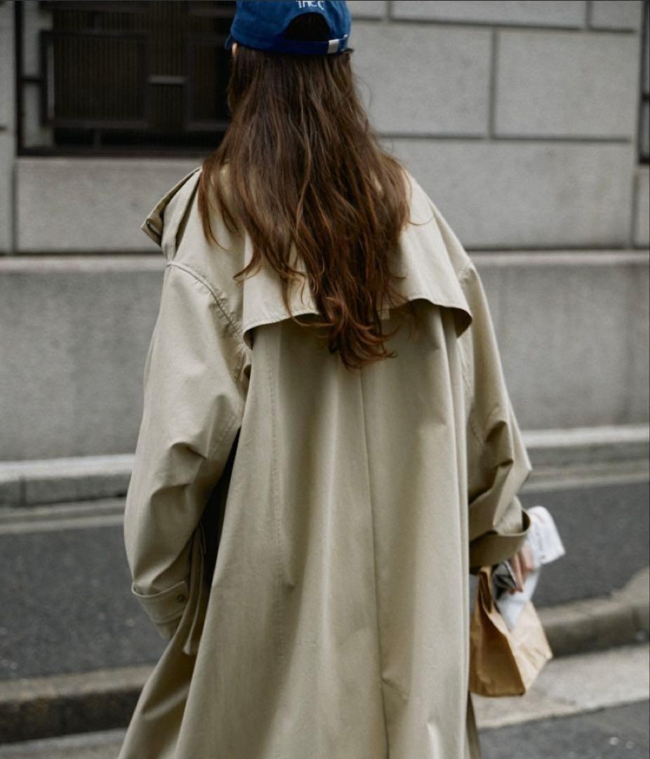 クレドナ　アレンジトレンチコート　ベージュ オーバーサイズ