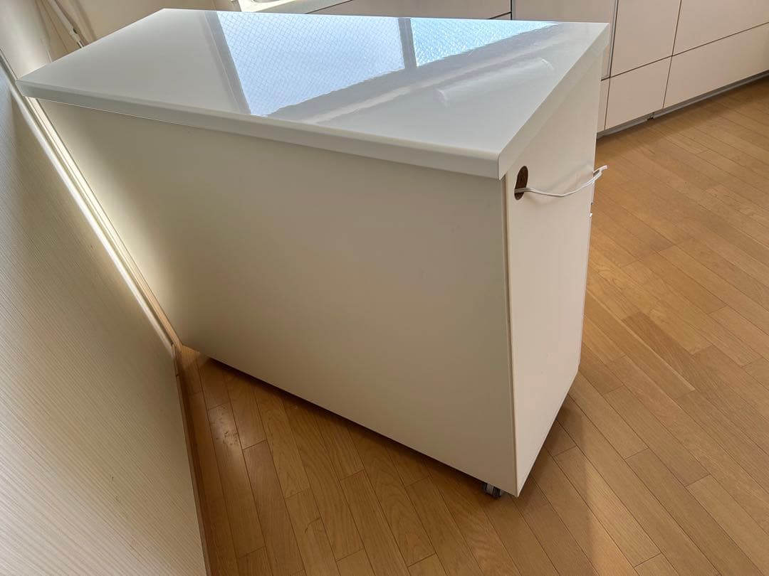 パモウナ　食器棚　ホワイト収納キャビネット キャスター付き 4引き出し