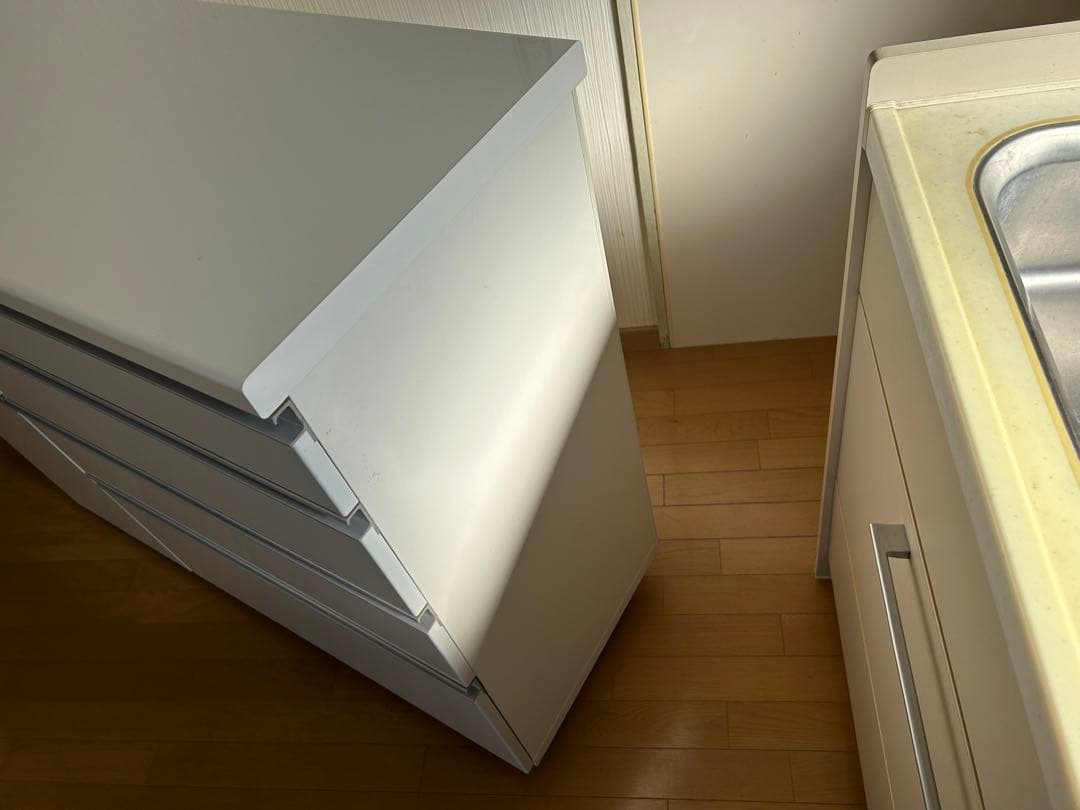 パモウナ　食器棚　ホワイト収納キャビネット キャスター付き 4引き出し