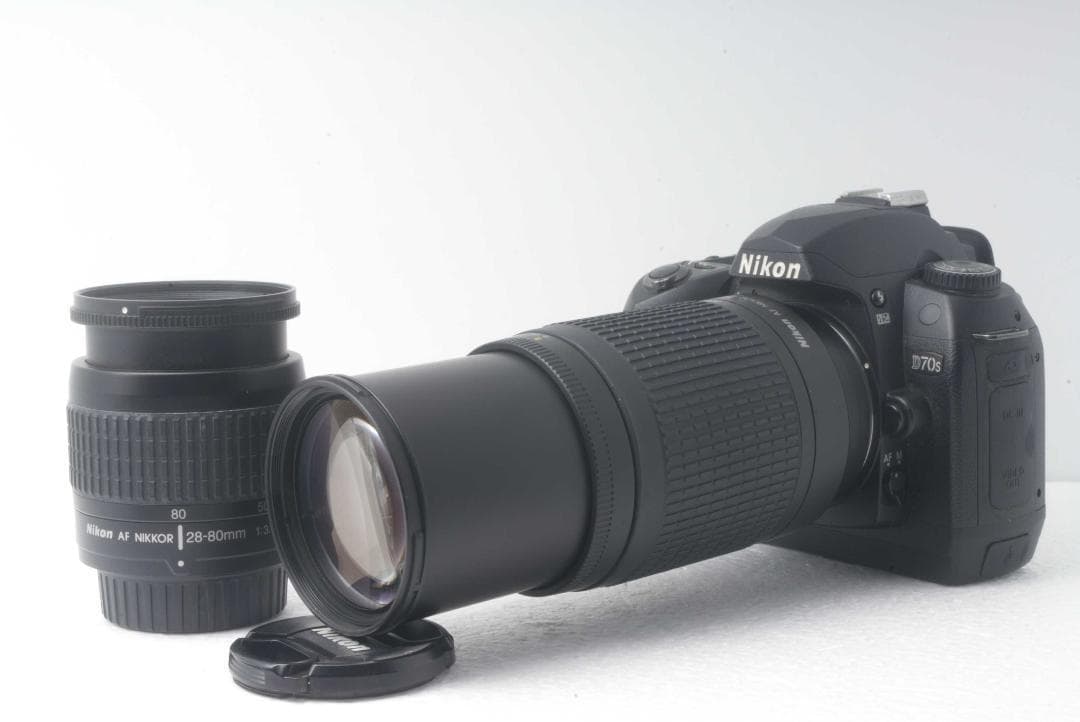 ❤️新品級Nikon D70s 一眼レフ ❤️ 望遠＆標準レンズ付き ❤️