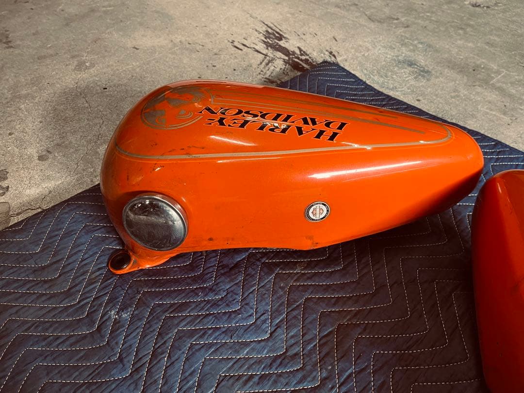 今月限定値下げ激レアHarley Davidson エボ　ソフテイル分割タンク