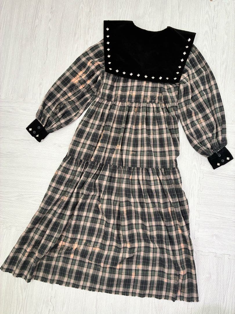 【新品タグ付き】Roy reflect overjoy チェック柄　スタッズ付き