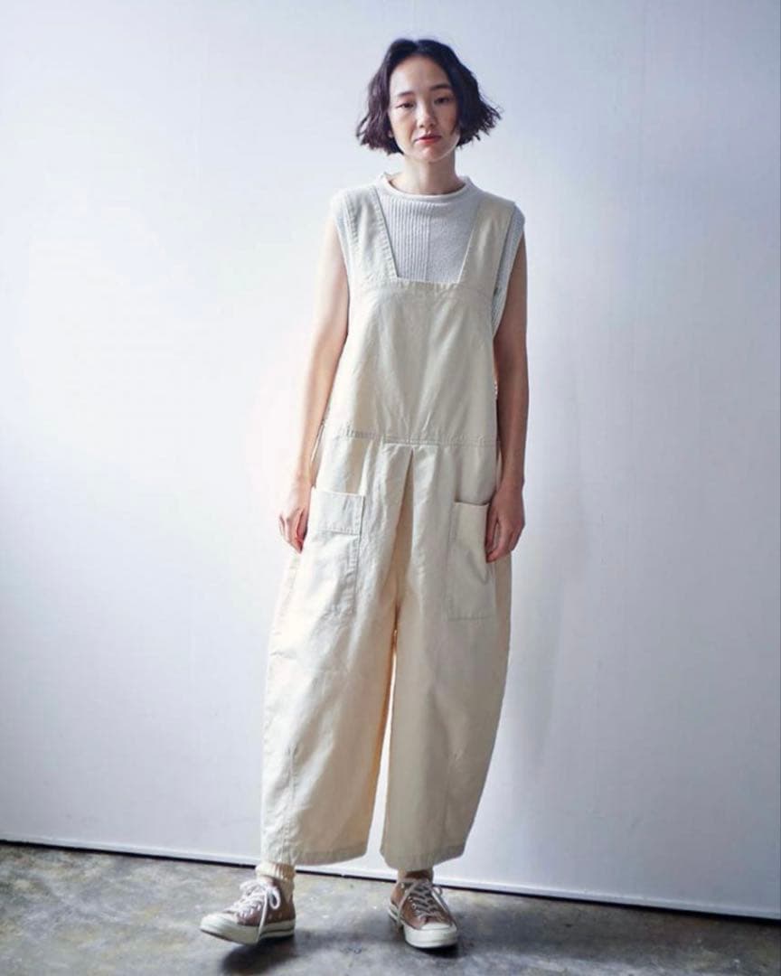 tumugu ⿻ クラシックチノクロス 2way サロペットパンツ ゆったり 白