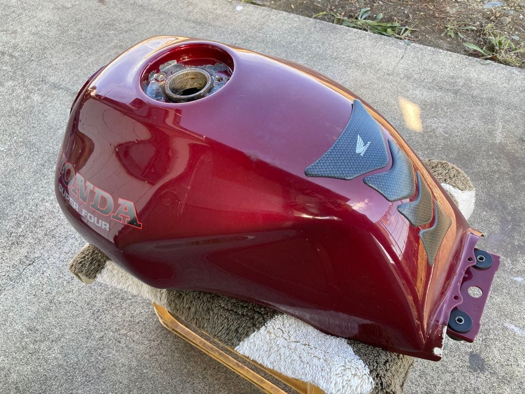 CB400SF NC31 タンク