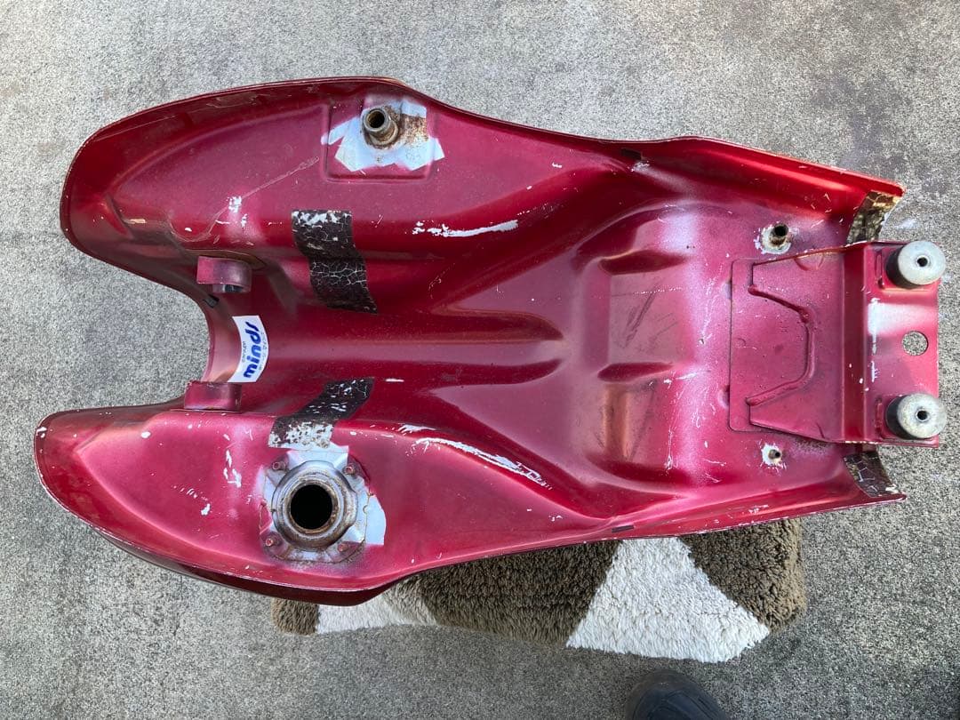 CB400SF NC31 タンク