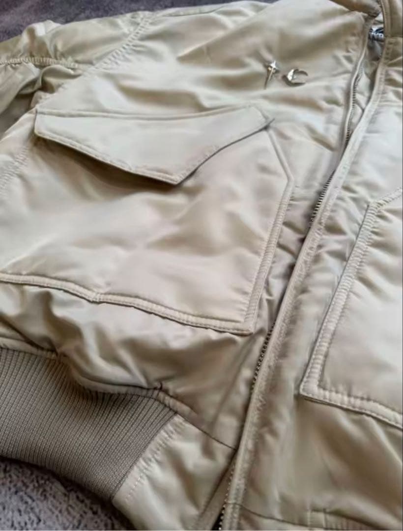 thug club サグクラブ 短丈 MA-1 フライトジャケット