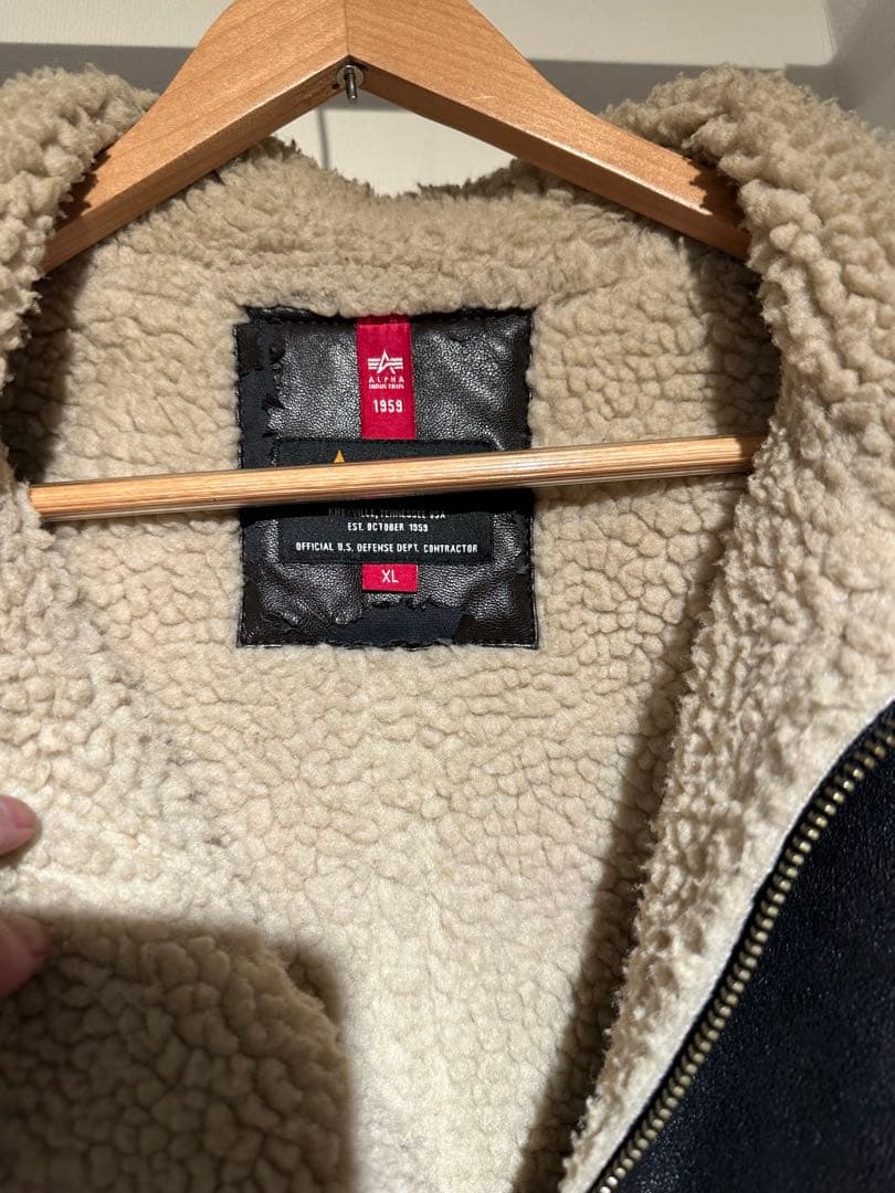 ALPHA INDUSTRIES × monkey time フライトジャケット