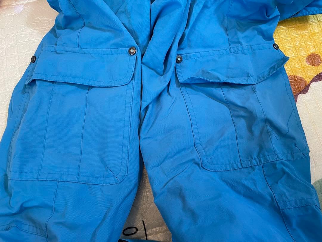 スノーボード身長157〜160cmとブーツ23.5cmとウェア上11サイズ