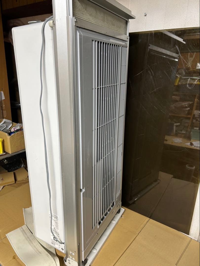 美品 23年 コロナ窓用エアコン CW-F1623R 枠 リモコン付き/R2-1