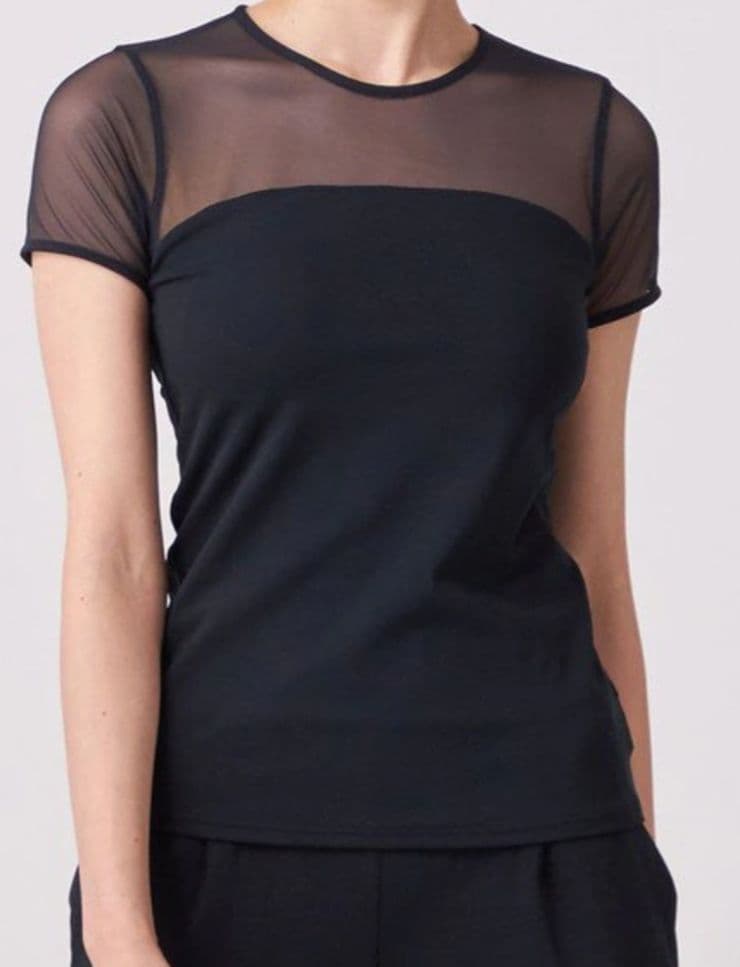 【美品】Chacott バランススムーストップ レオトップ カップ付き