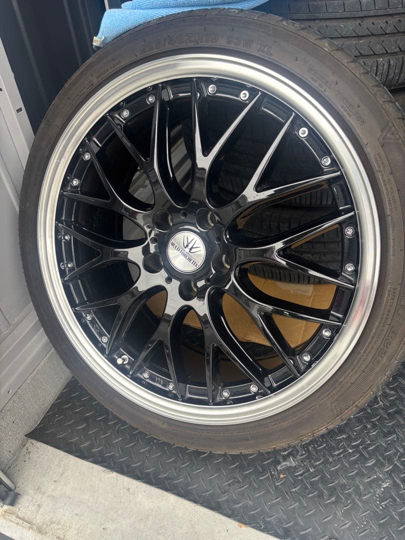 ロクサーニマルチフォルケッタ19インチ4本 8J+45