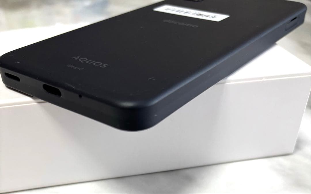 docomo AQUOS wish2 SH-51cチャコール スマホ本体