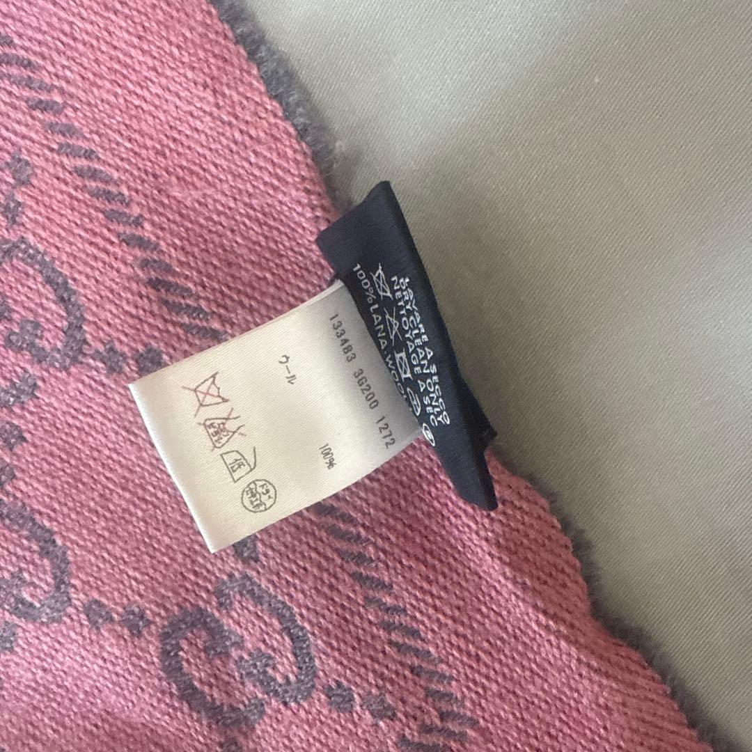 グッチ GGロゴマフラー ピンク/グレー