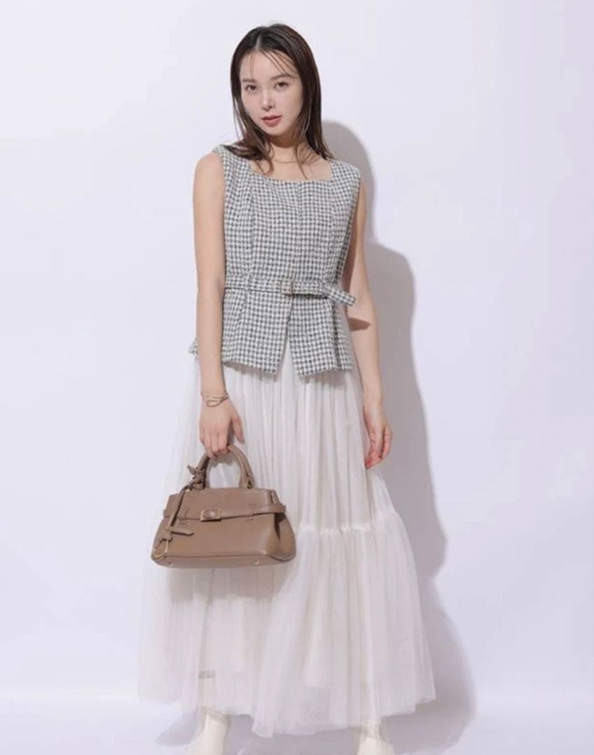 【新品タグ付き】Mystrada ジレドッキングワンピース　特殊ホワイト