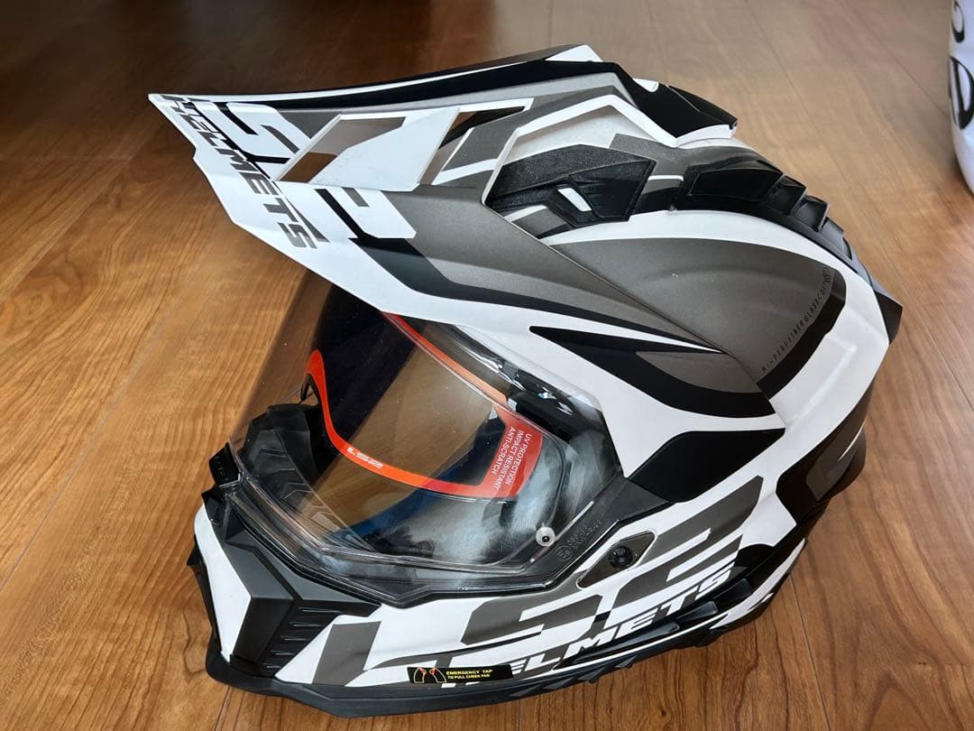 LS2 ヘルメット インナーバイザー付き Mサイズ MX701(2022モデル)