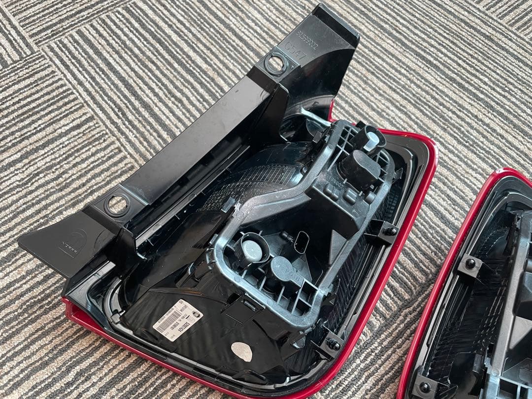 さ*ら様 アバルト ABARTH 595 純正 テールレンズ