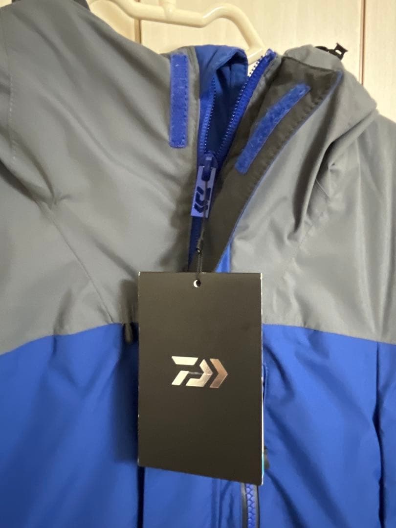 【新品未使用】ダイワ　レインマックス ハイロフトウィンタースーツDW-3423