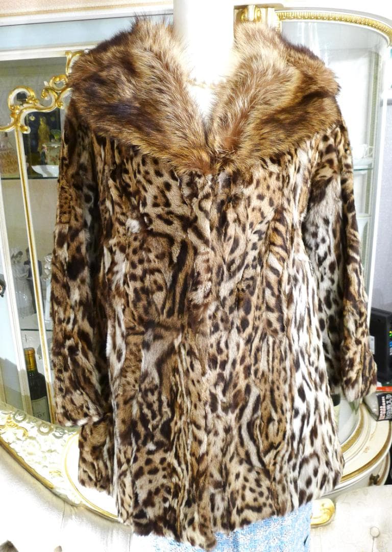 超お買い得最終価格❣️【EMBA】レオパード柄FUR＆お襟ラクーンFUR コート