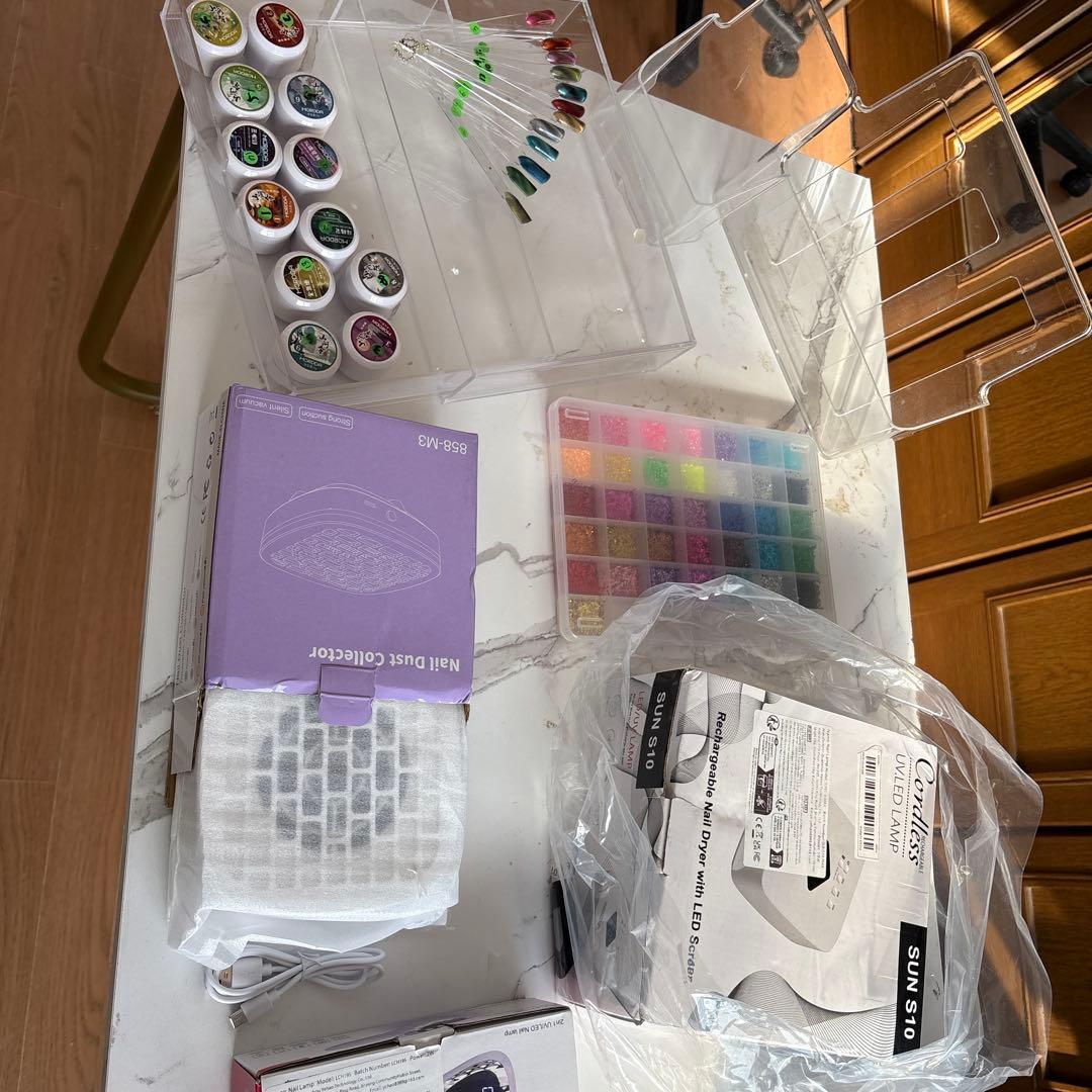 ✴️早い者勝ち❗️✴️充電式ネイルライト+マシン、ハンディライト集塵機全部まとめて❗️✴️