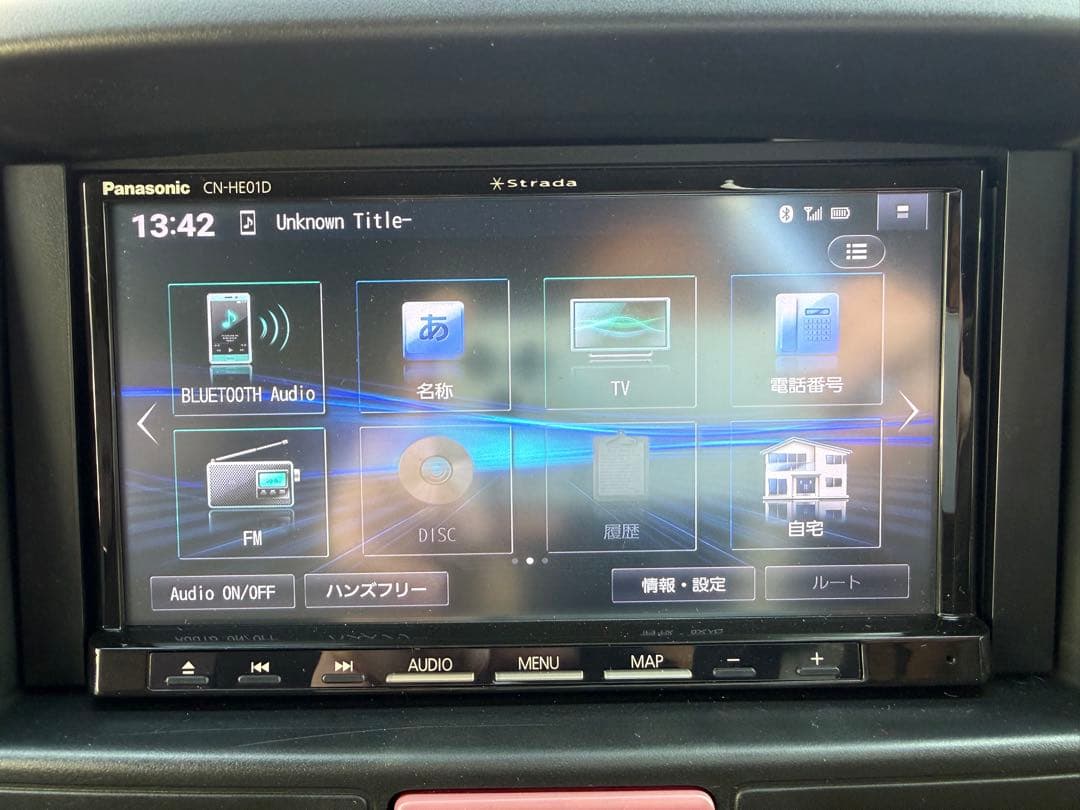 最安値　美品 Strada CN-HE01D