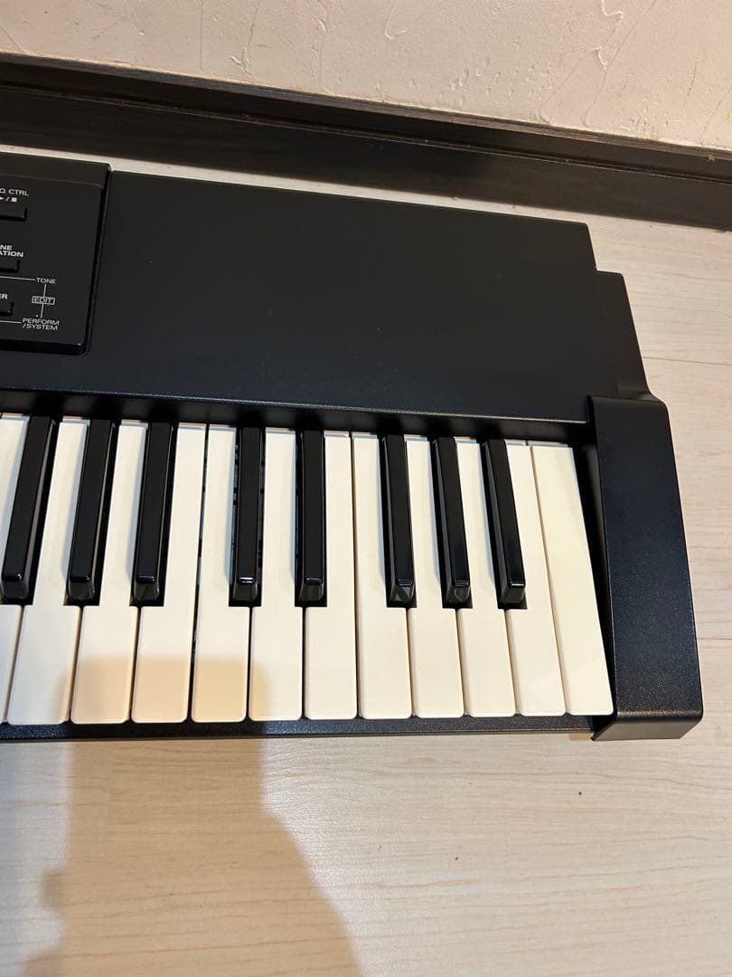 【美品】ローランド シンセサイザー XP-10